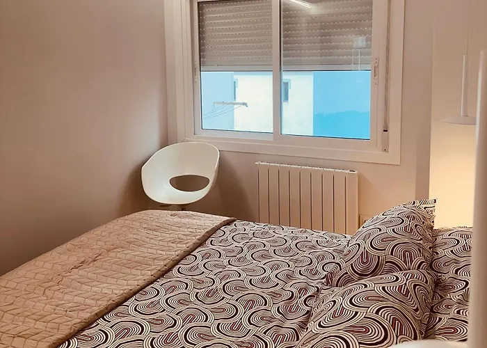 Centro Con Vistas * 比戈